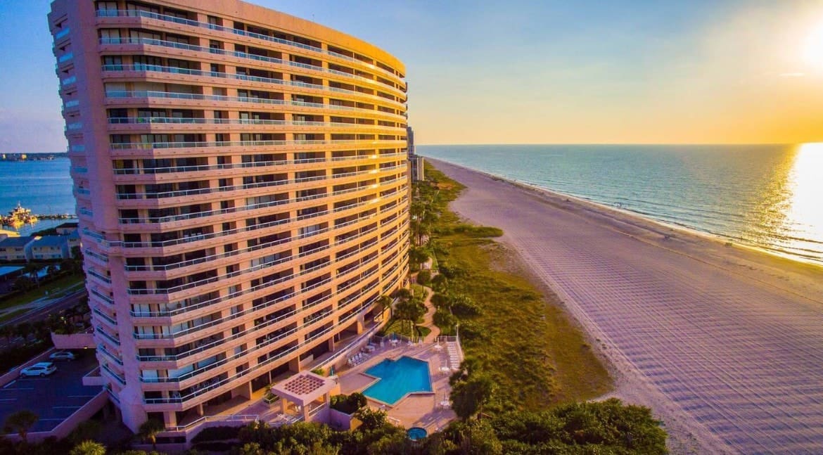 Oceanside Treasure beachfront condo Clearwater Beach